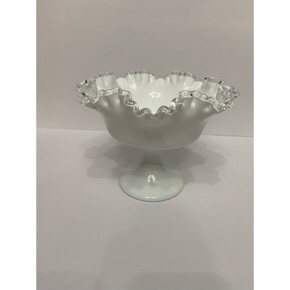 FENTON-Silver Crest white milk glass medium size compote ruffled crimped edge - Picture 3 of 15